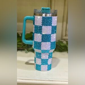 BRAND NEW IN BOX Turquoise & White Checkered Rhinestone 40 oz Tumbler